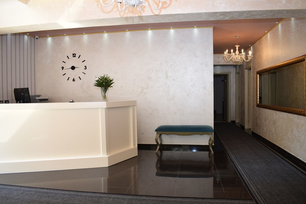 Royal 3* Tirana
